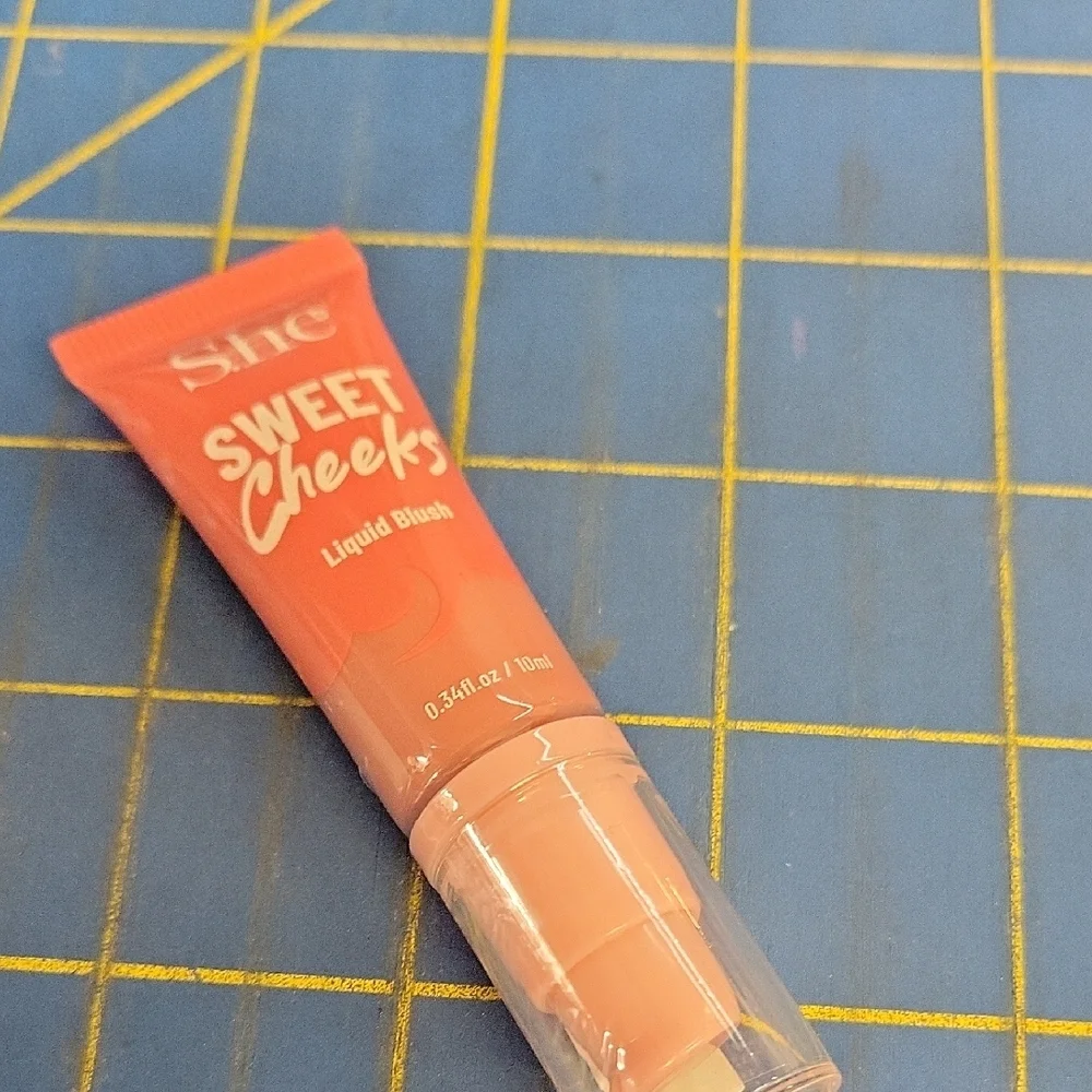 She Sweet Cheeks Liquid Blush 10ml New Sealed Tube